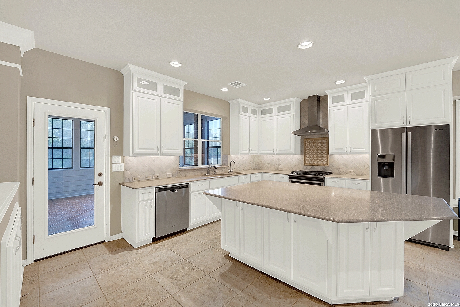 21107 Paradise Pass Garden Ridge, TX 78266 - Photo 17 of 72