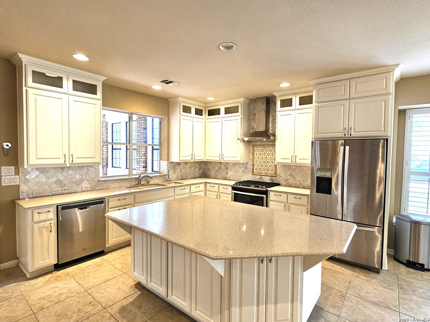 21107 Paradise Pass Garden Ridge, TX 78266 - Photo 20 of 72