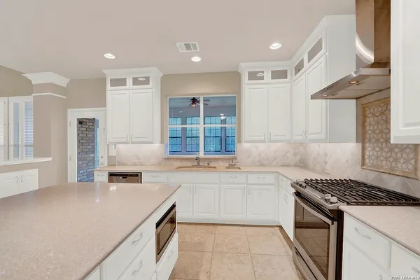 $3,900 | 21107 Paradise Pass, Garden Ridge, TX 78266