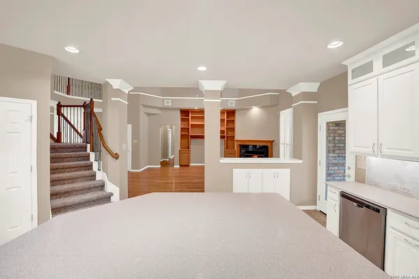$3,900 | 21107 Paradise Pass, Garden Ridge, TX 78266