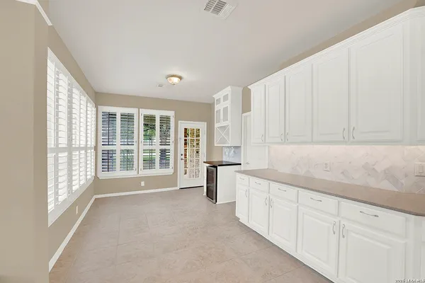 $3,900 | 21107 Paradise Pass, Garden Ridge, TX 78266