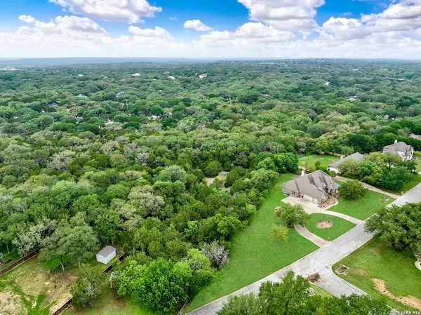 $3,900 | 21107 Paradise Pass, Garden Ridge, TX 78266