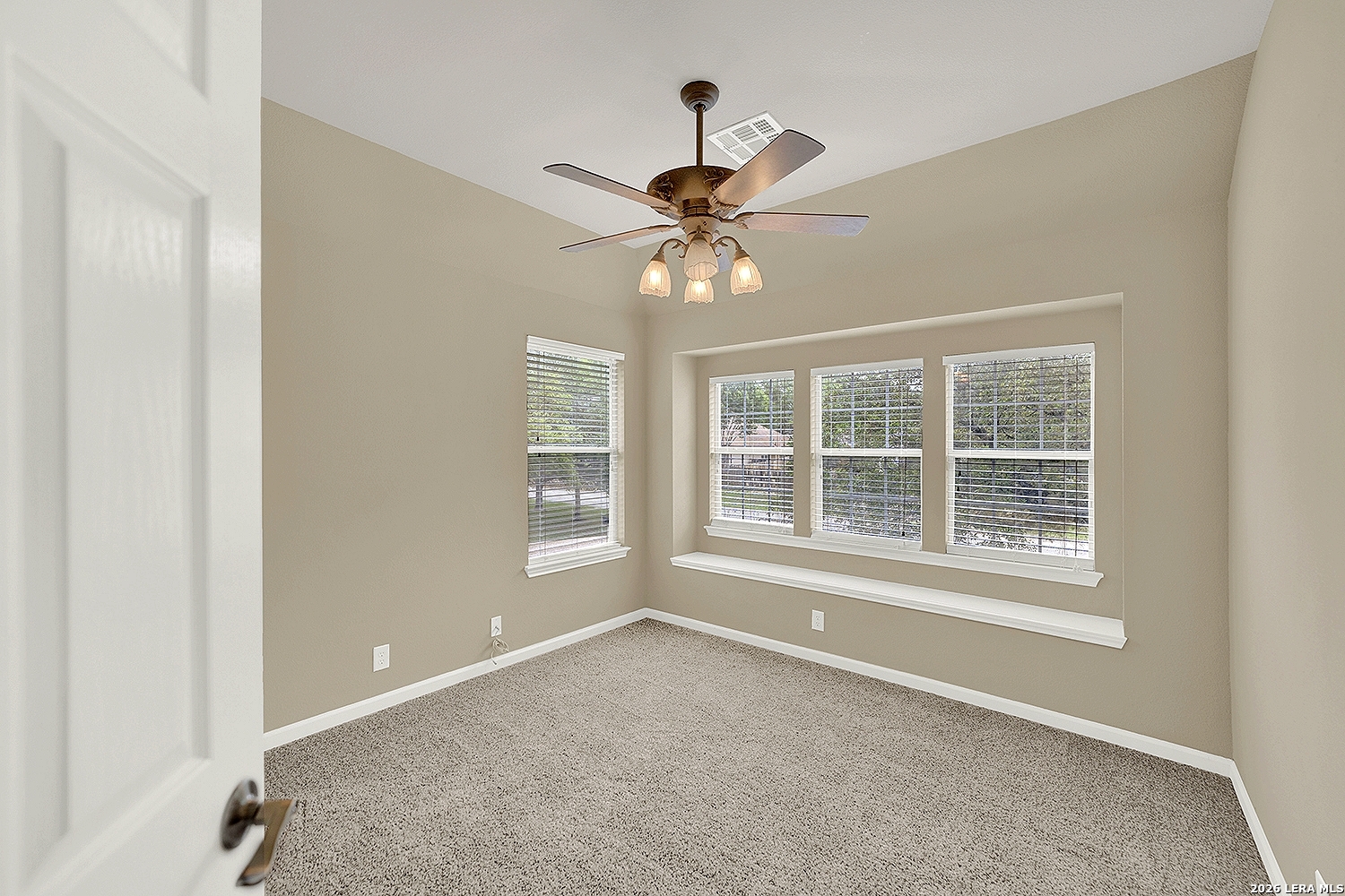 21107 Paradise Pass Garden Ridge, TX 78266 - Photo 45 of 72