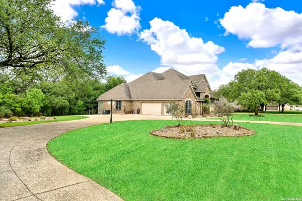 $3,900 | 21107 Paradise Pass, Garden Ridge, TX 78266