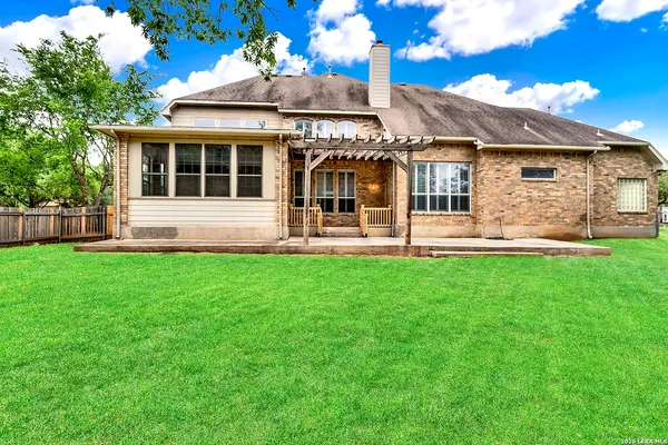 $3,900 | 21107 Paradise Pass, Garden Ridge, TX 78266