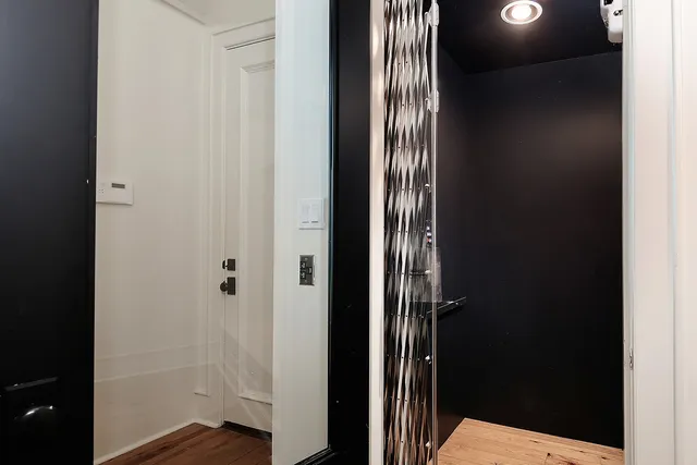 $3,650,000 | 30 East Bay Boulevard, The Woodlands, TX 77380