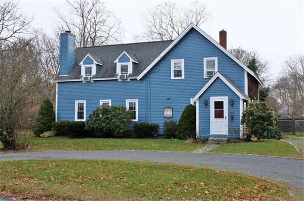 304 Oak Neck Road Barnstable, MA 02601 - Photo 1 of 17 Gallery Image 1