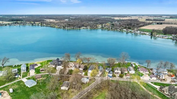 $720,000 | 19656 Lakeshore Drive, Three Rivers, MI 49093