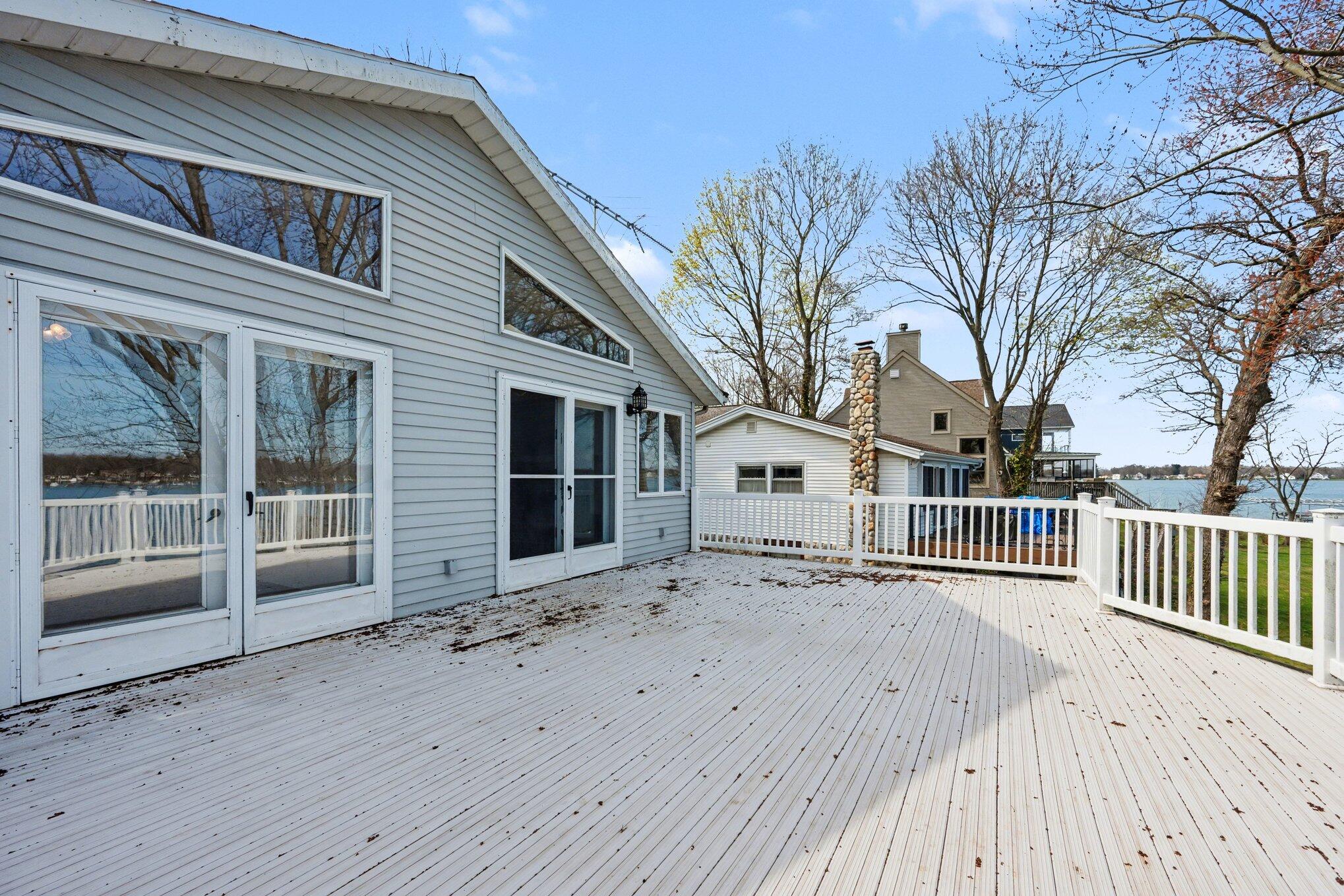 19656 Lakeshore Drive Three Rivers, MI 49093 - Photo 24 of 31 022_file_2339