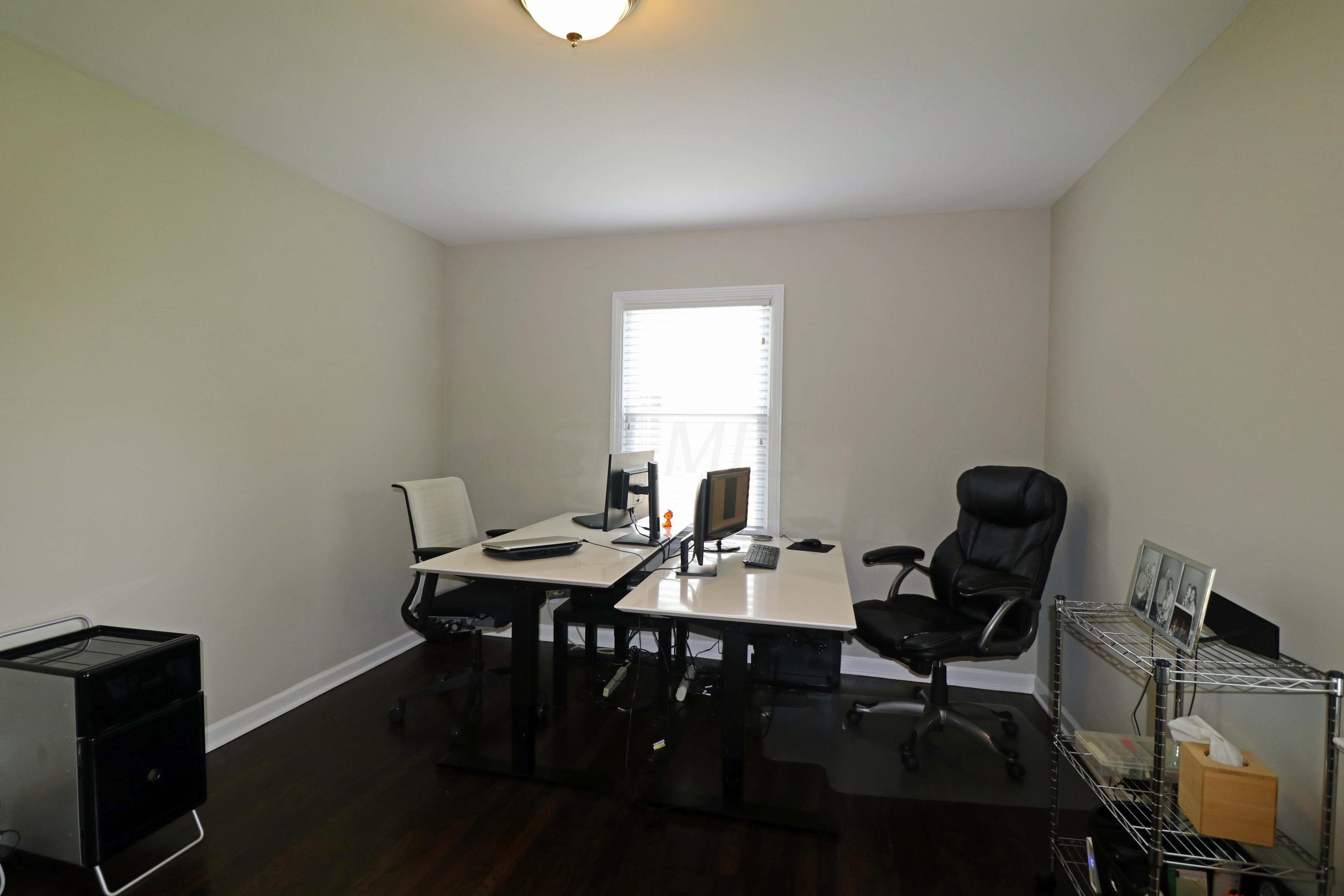 2620 Chester Road Columbus, OH 43221 - Photo 18 of 53