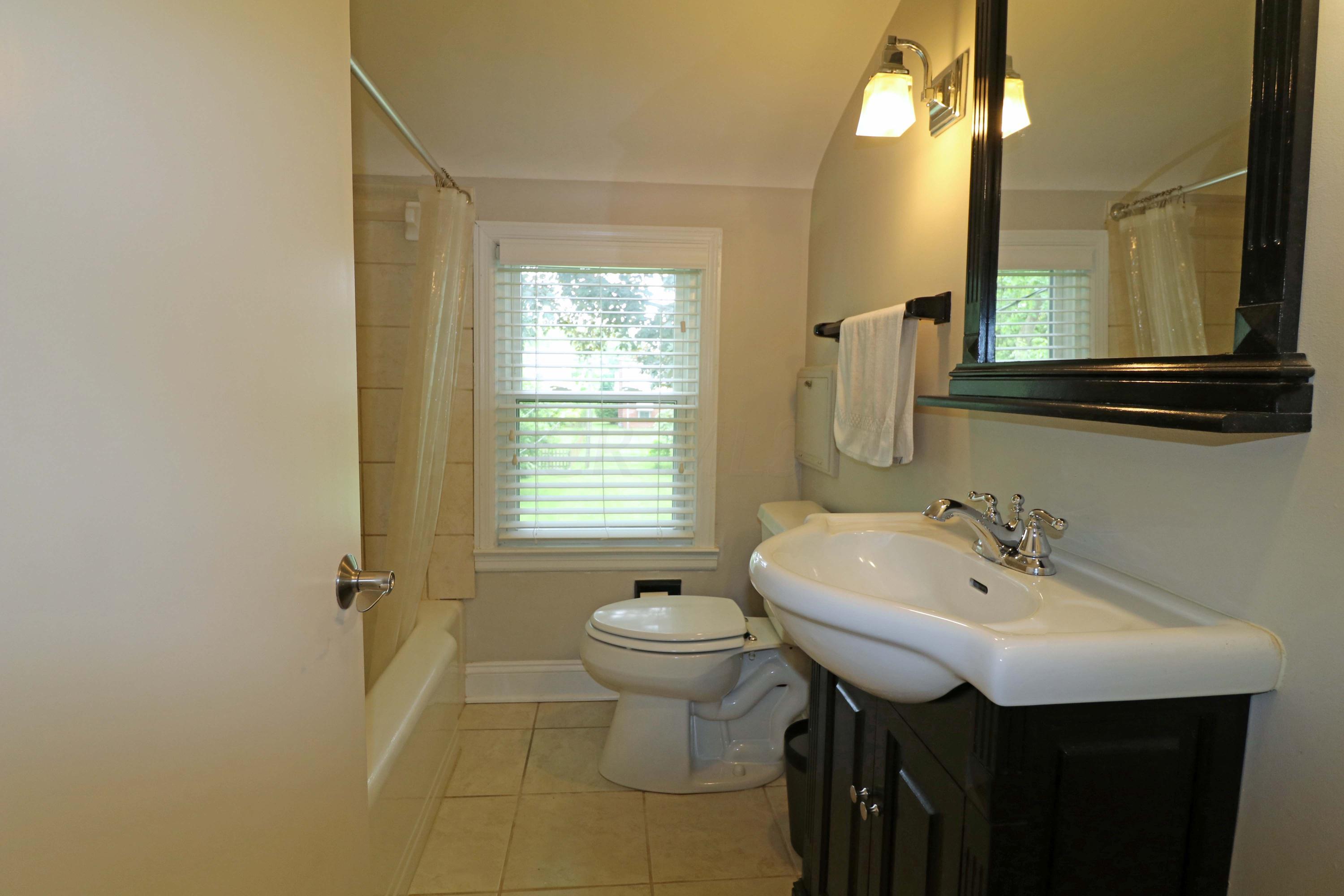 2620 Chester Road Columbus, OH 43221 - Photo 30 of 53