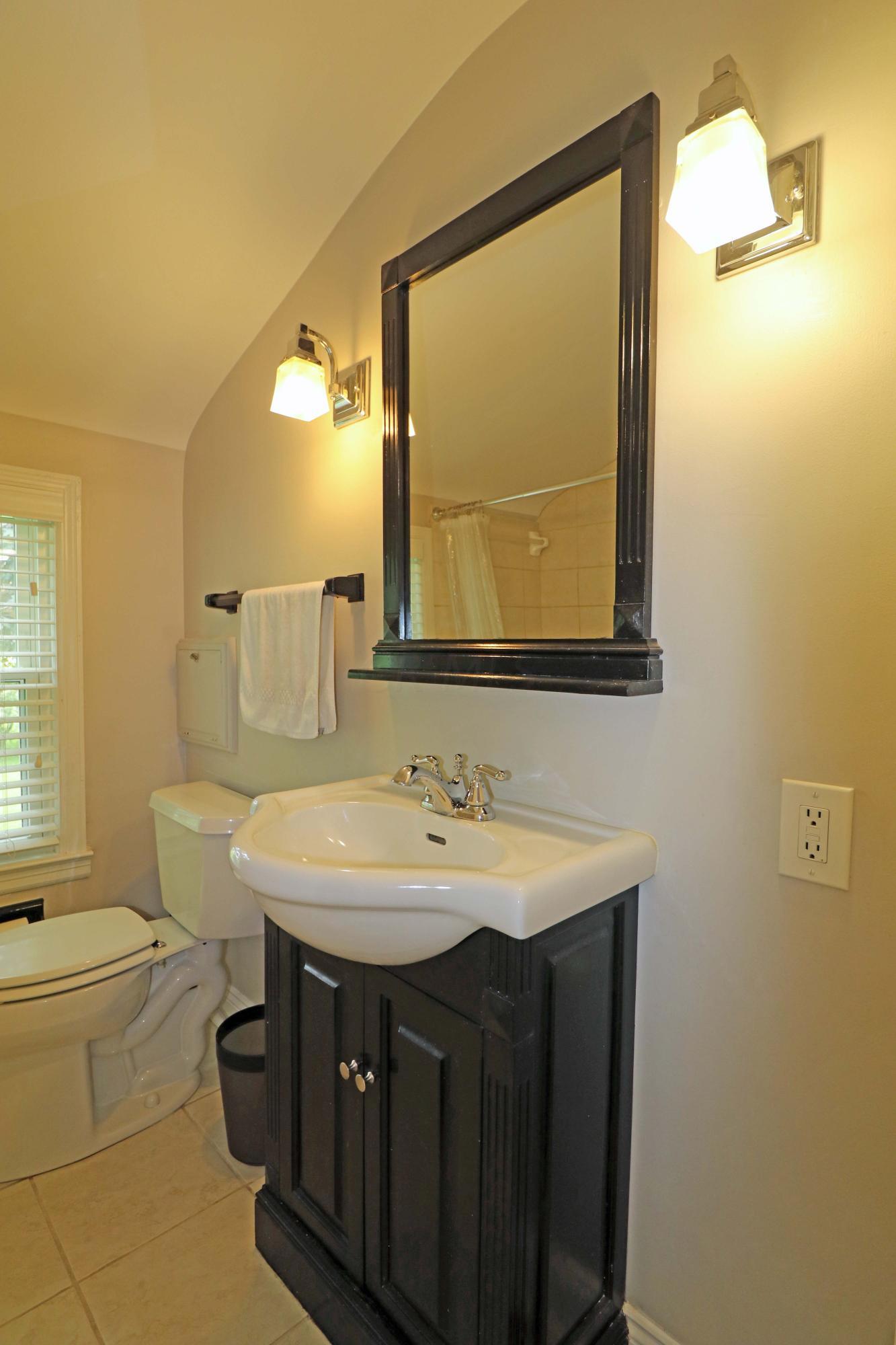 2620 Chester Road Columbus, OH 43221 - Photo 32 of 53