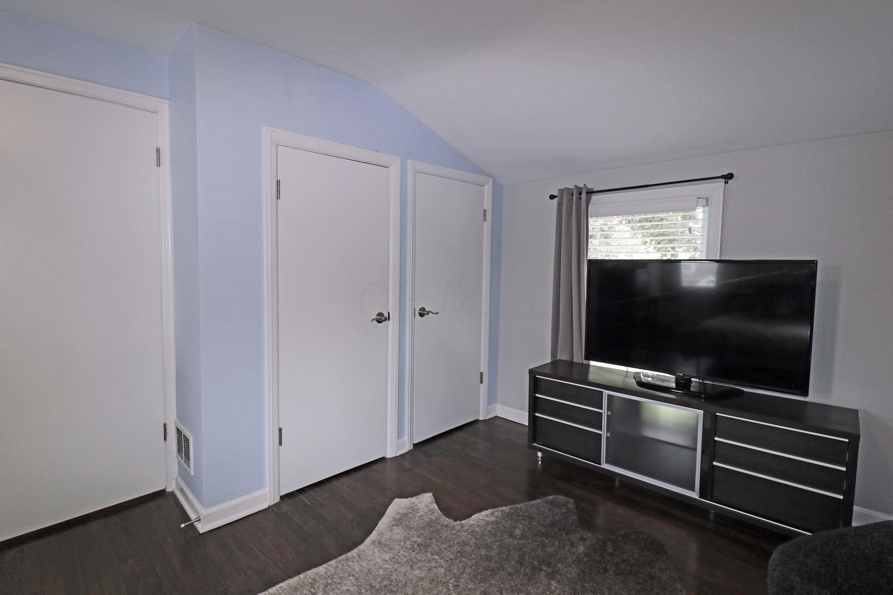 2620 Chester Road Columbus, OH 43221 - Photo 34 of 53