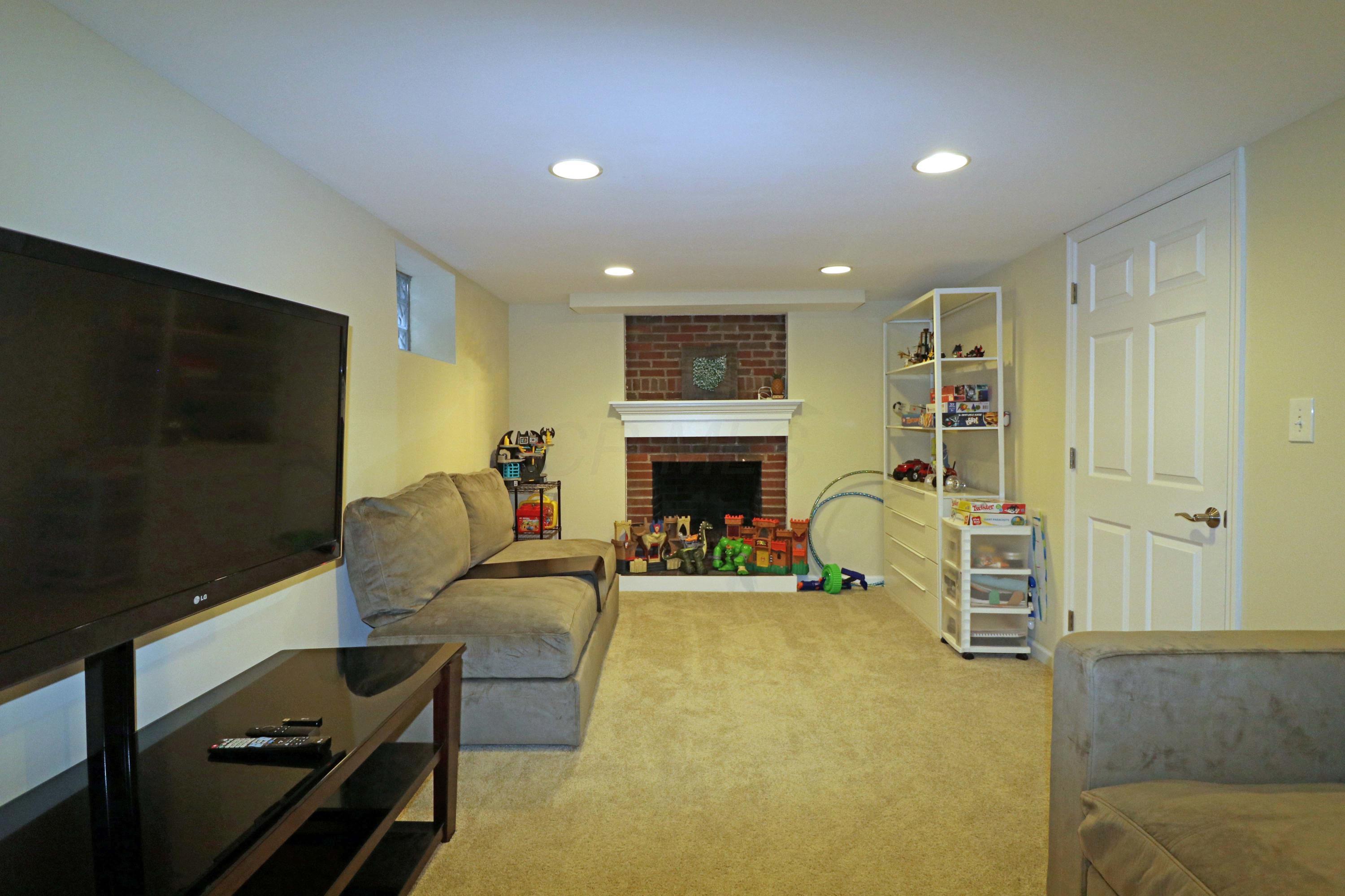 2620 Chester Road Columbus, OH 43221 - Photo 36 of 53