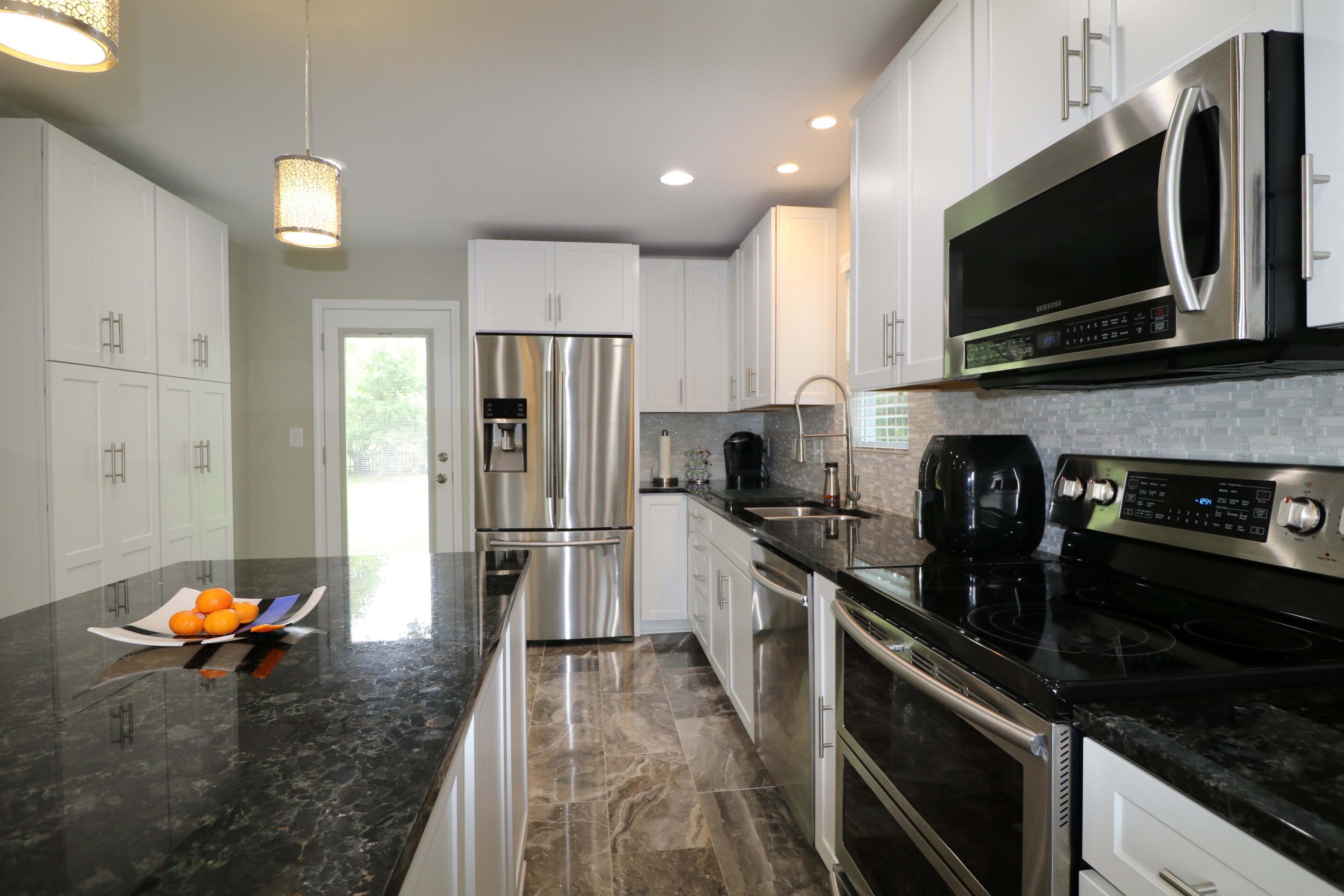 2620 Chester Road Columbus, OH 43221 - Photo 9 of 53