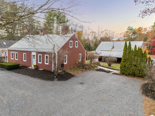 $949,000 | 27 Old State Road, Epping, NH 03042
