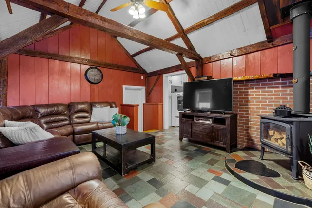 $949,000 | 27 Old State Road, Epping, NH 03042