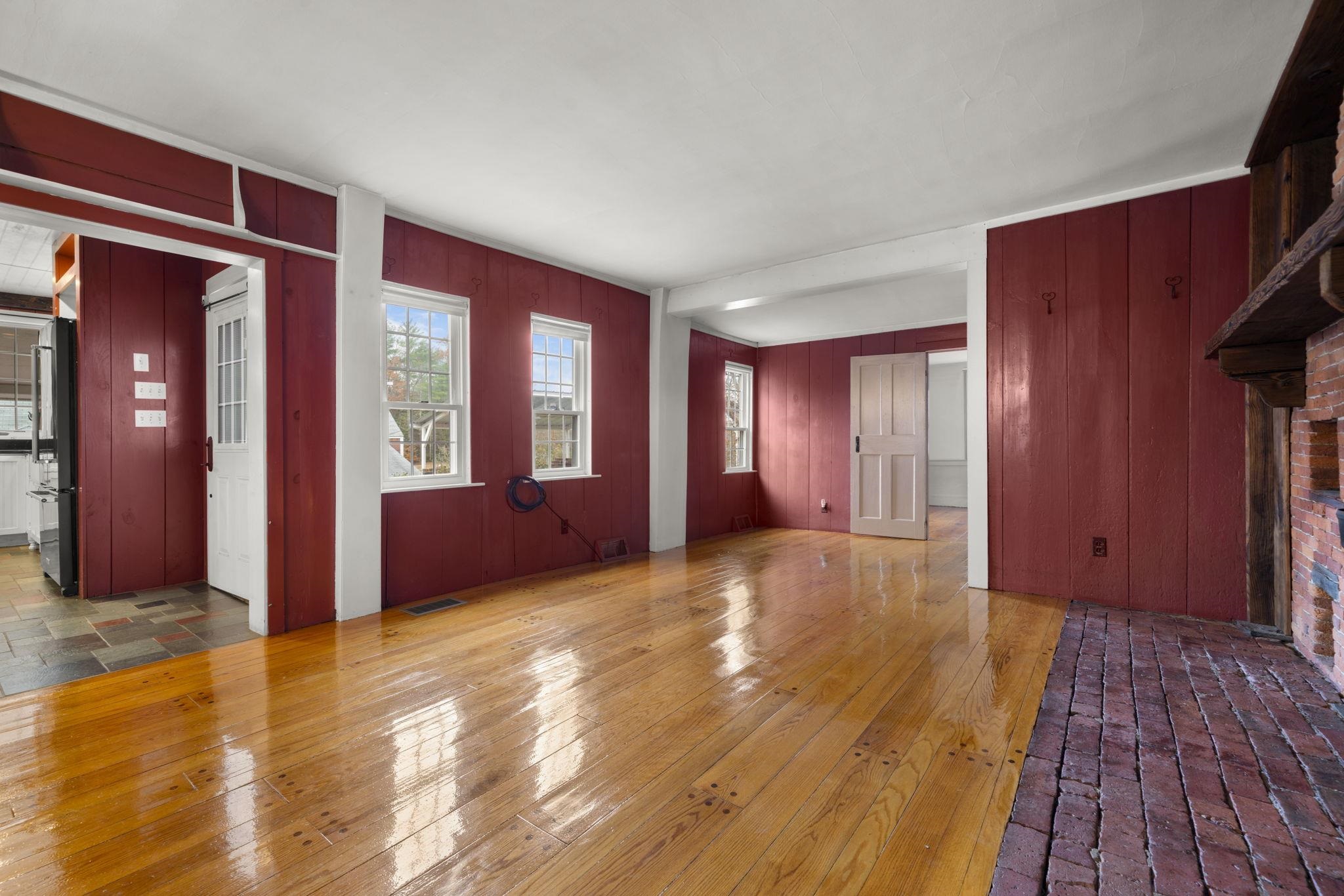 27 Old State Road Epping, NH 03042 - Photo 15 of 60