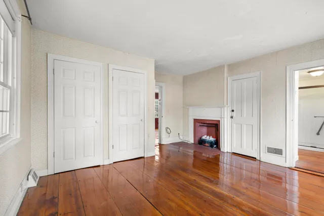 $949,000 | 27 Old State Road, Epping, NH 03042