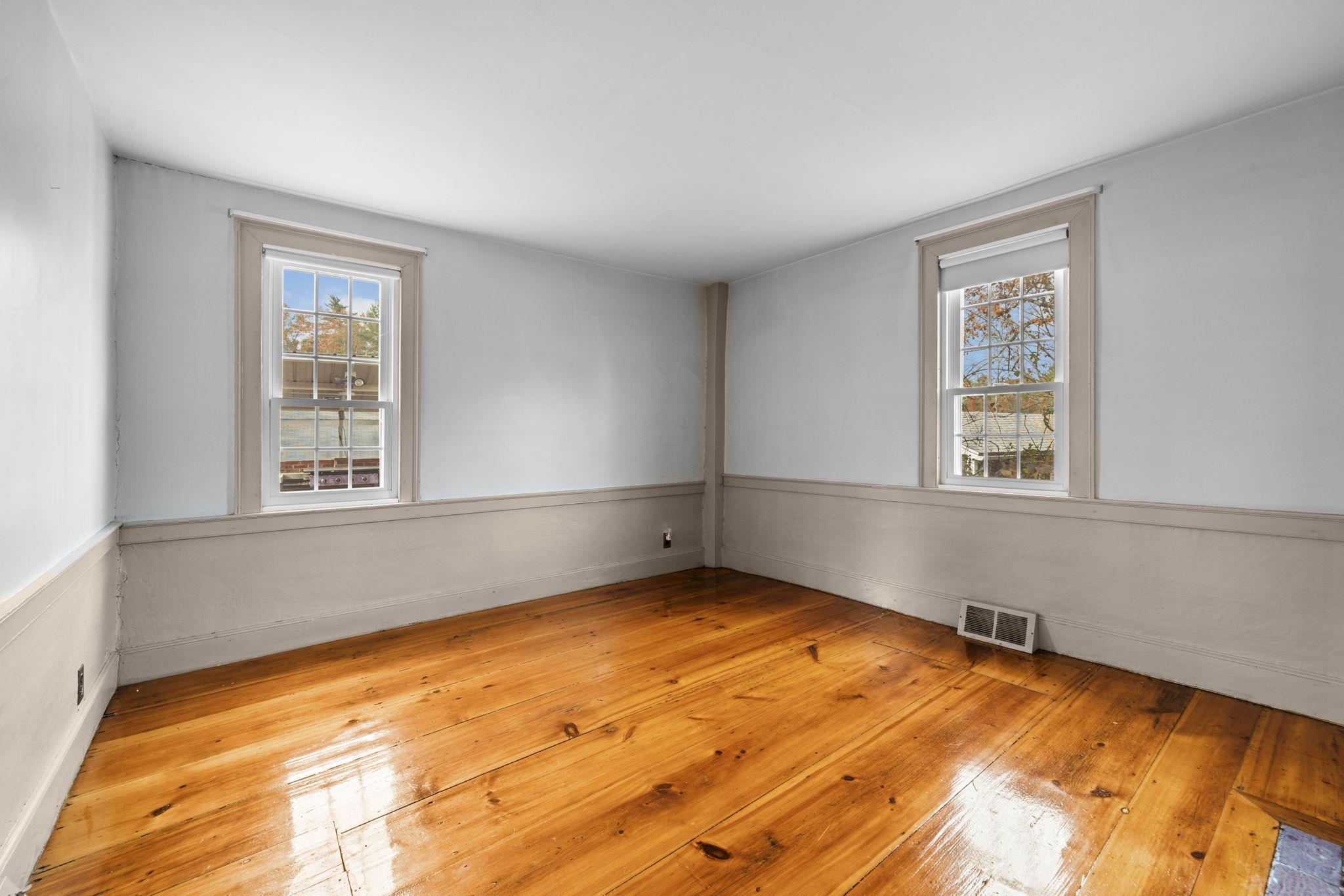 27 Old State Road Epping, NH 03042 - Photo 22 of 60