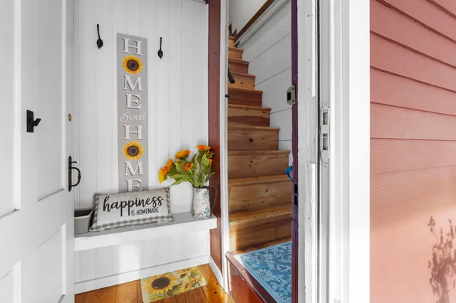 $949,000 | 27 Old State Road, Epping, NH 03042