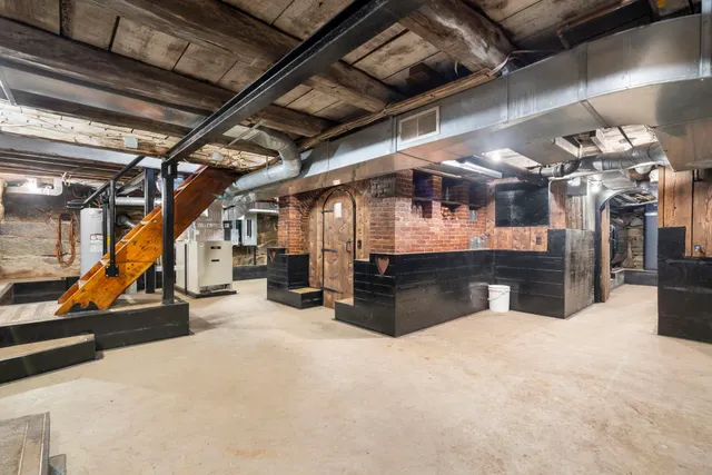 $949,000 | 27 Old State Road, Epping, NH 03042