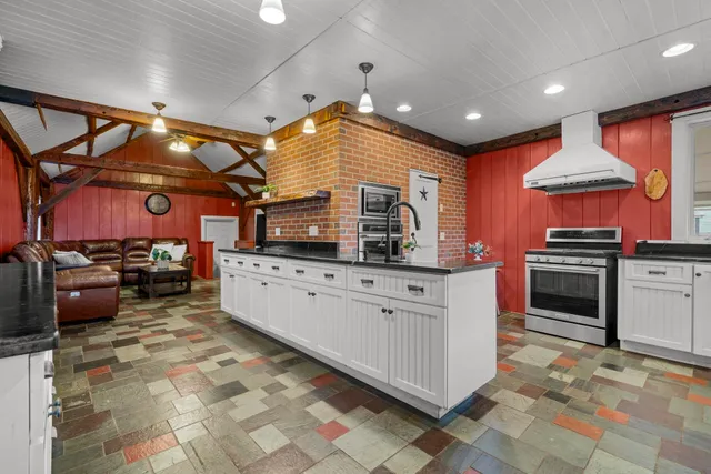 $949,000 | 27 Old State Road, Epping, NH 03042