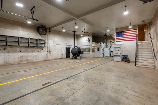 $899,000 | 27 Old State Road, Epping, NH 03042