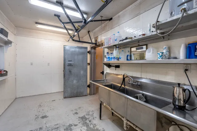 $949,000 | 27 Old State Road, Epping, NH 03042