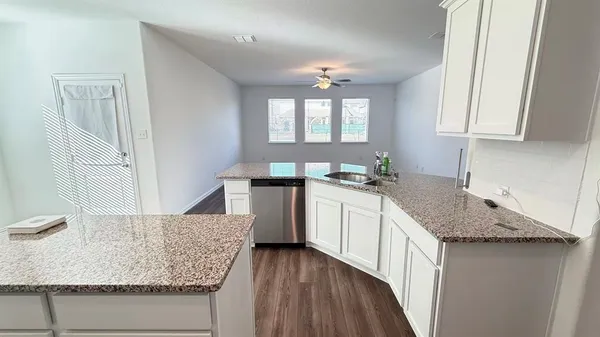 $2,350 | 6009 Pensby Drive, Aubrey, TX 76227