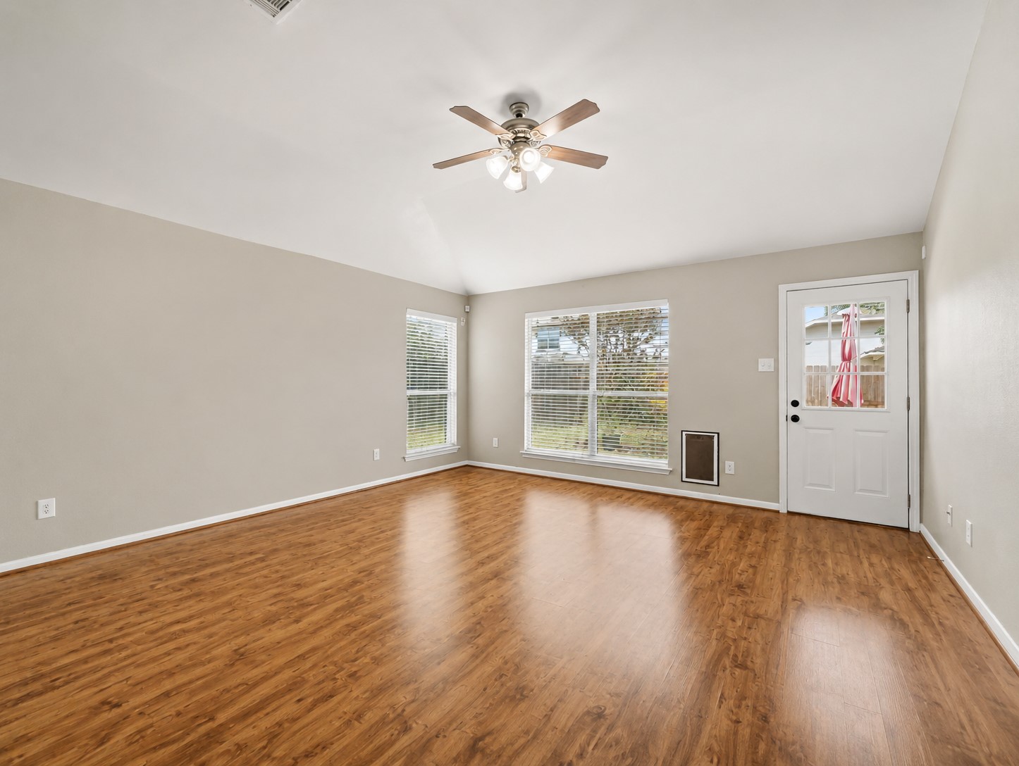 6114 Menor Crest Drive Spring, TX 77388 - Photo 15 of 49 Gallery Image 15