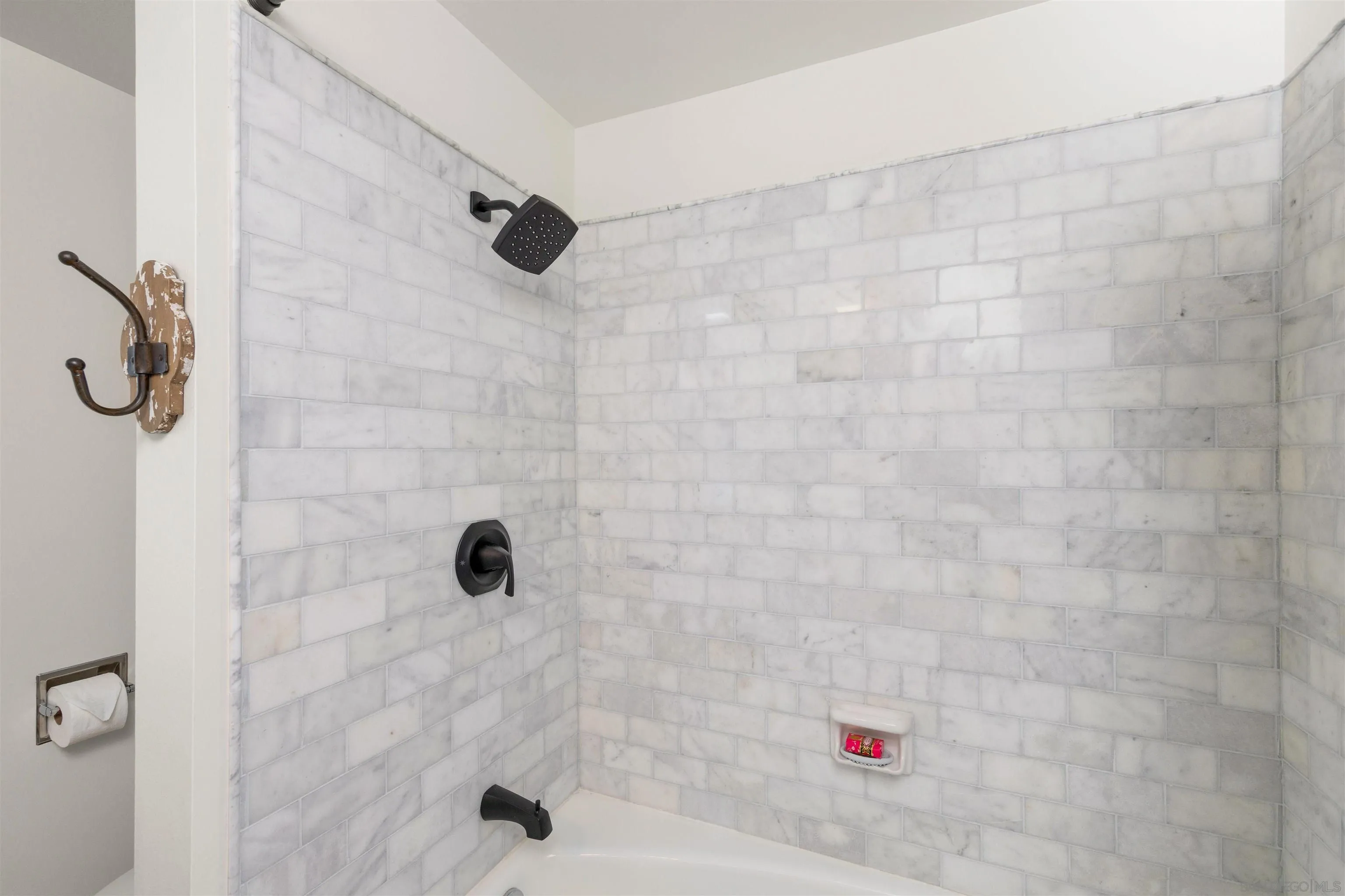 11944 Callado Road San Diego, CA 92128 - Photo 15 of 25 Gallery Image 15