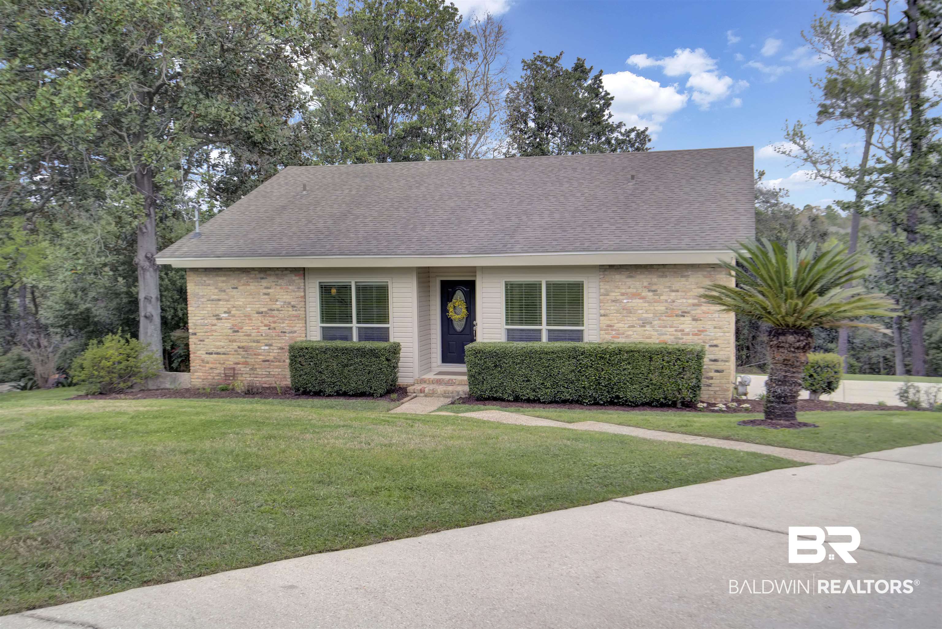 21 Lee Circle Daphne, AL 36527 - Photo 5 of 47