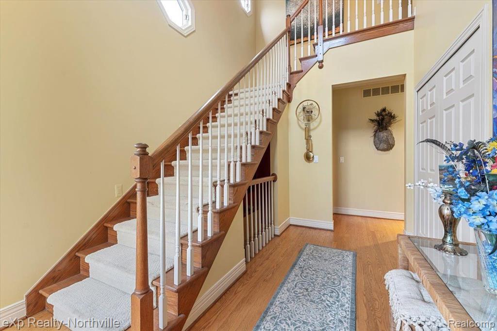 9283 Firwood Road South Lyon, MI 48178 - Photo 3 of 46 Gallery Image 3