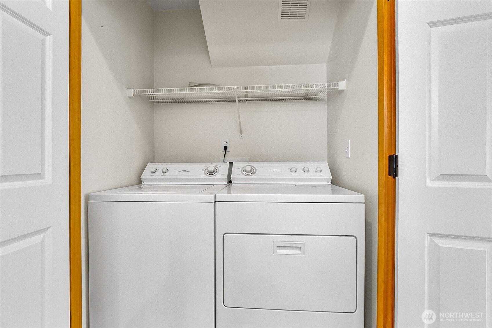 18410 11th Drive Southeast Bothell, WA 98012 - Photo 20 of 40 a utility room with dryer and washer