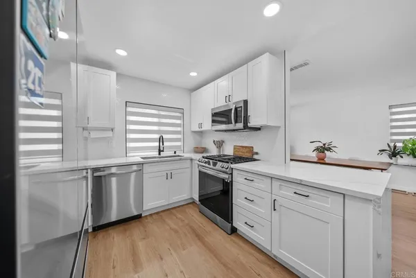 $899,999 | 2010 Bridgeport, Chula Vista, CA 91913