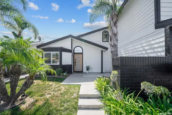 $899,999 | 2010 Bridgeport, Chula Vista, CA 91913