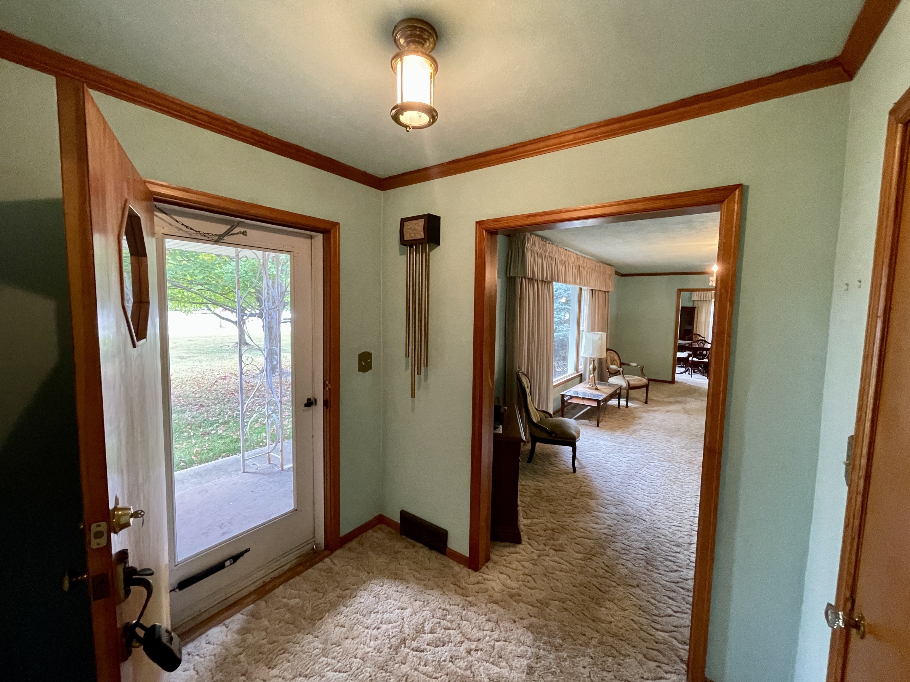 608 Golf Club Road Anderson, IN 46011 - Photo 2 of 40 Gallery Image 2