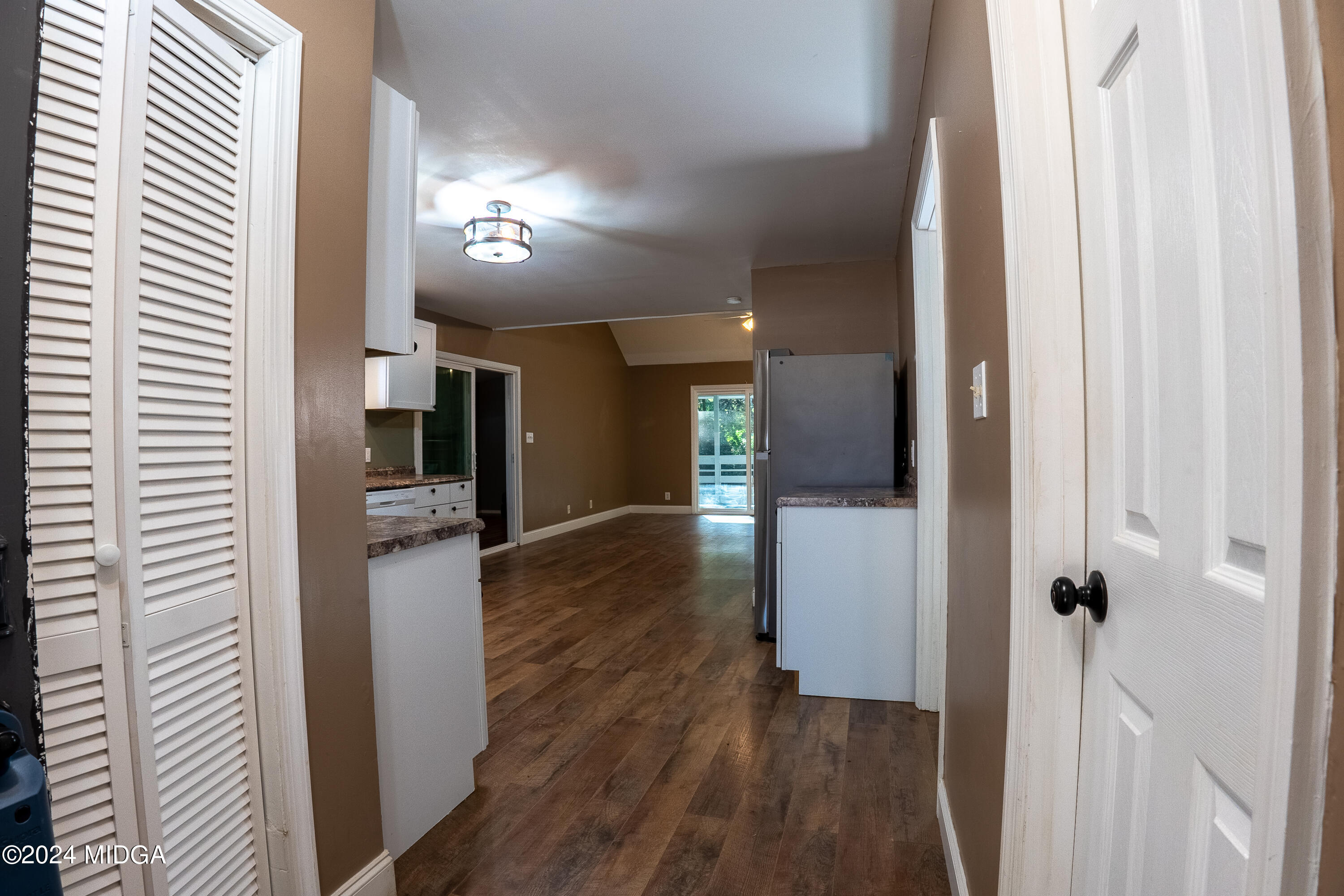 7665 Goodall Mill Road Macon, GA 31216 - Photo 8 of 42 Foyer
