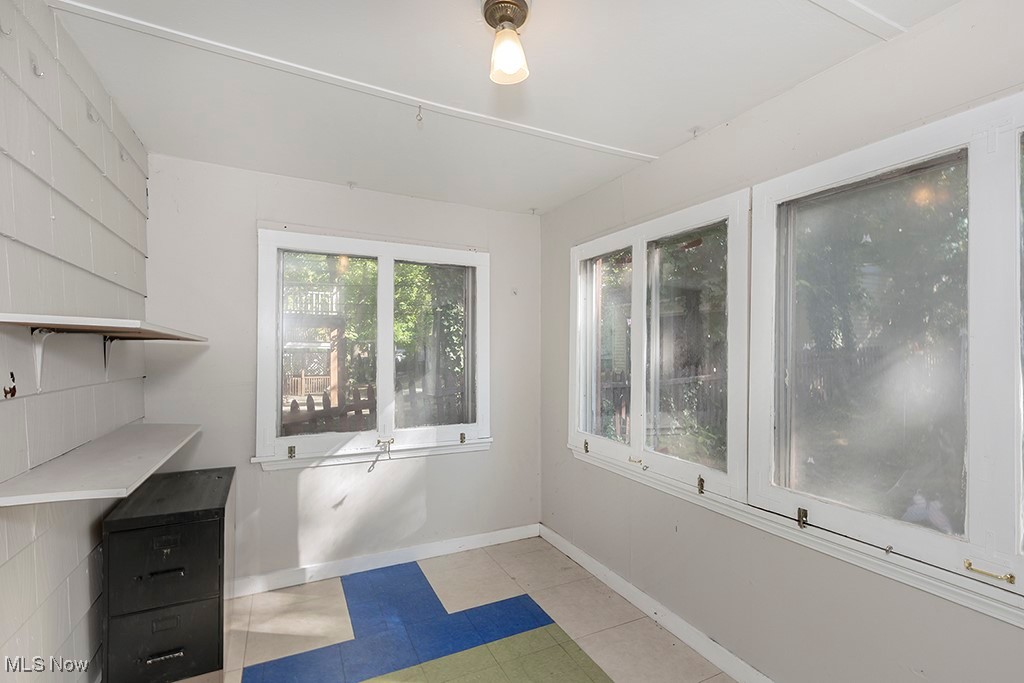 3541 Normandy Road Cleveland, OH 44120 - Photo 17 of 21 Sunroom provides extra space