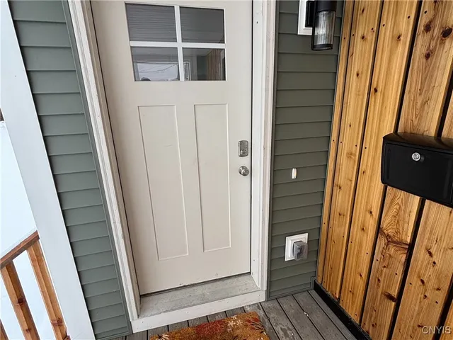 $250,000 | 310 South Wilbur Avenue, Syracuse, NY 13204