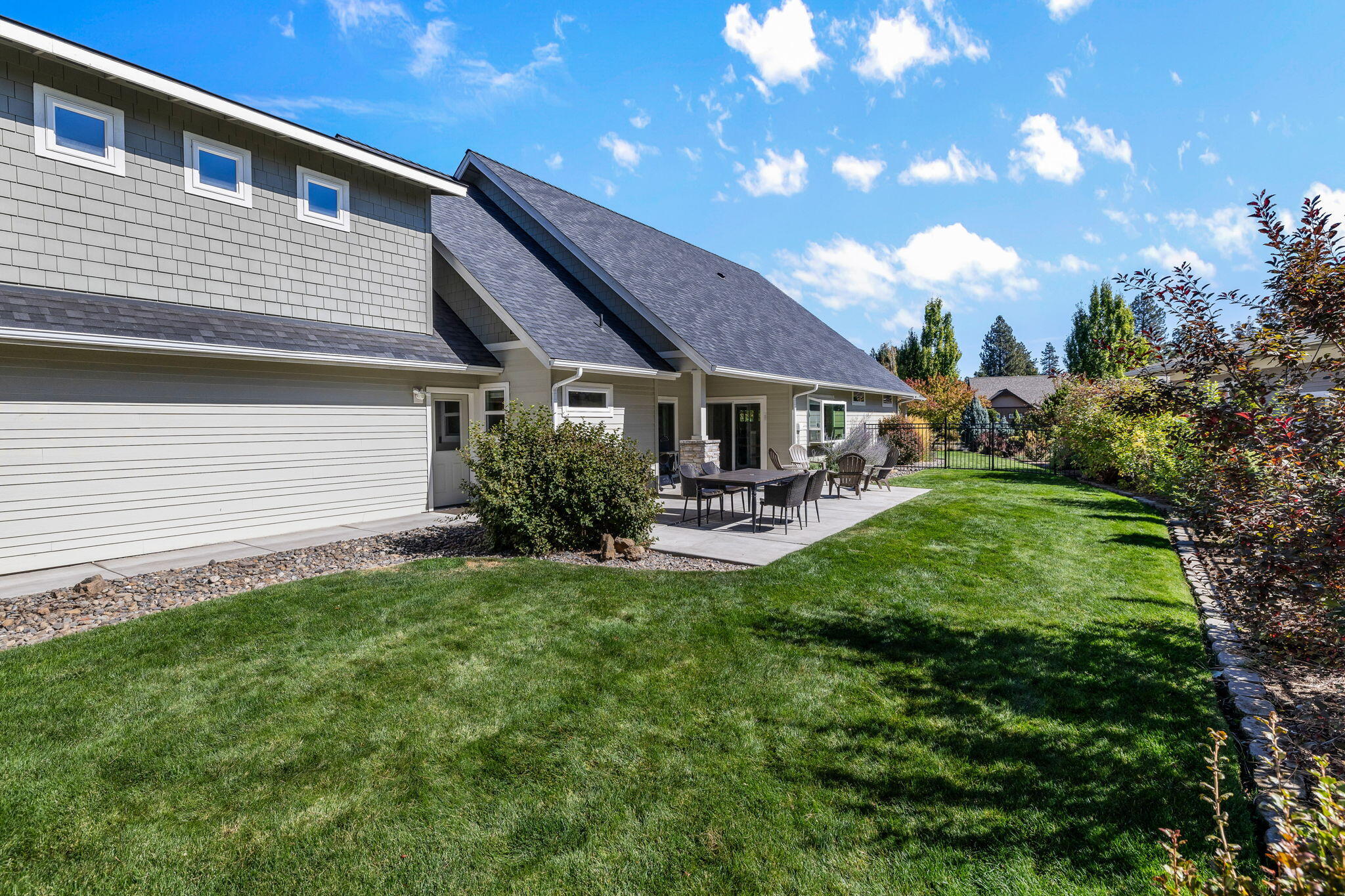 20963 Avery Lane Bend, OR 97702 - Photo 35 of 46 2024_09_27_20963_avery_lane-8
