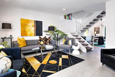 $469,000 | 250 East Via Escuela, Unit G, Palm Springs, CA 92262