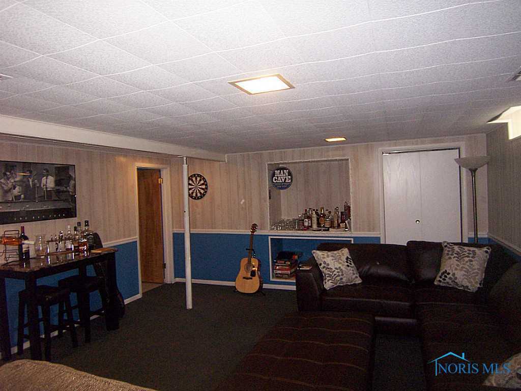 4307 Elmhurst Road Toledo, OH 43613 - Photo 16 of 18 Gallery Image 16