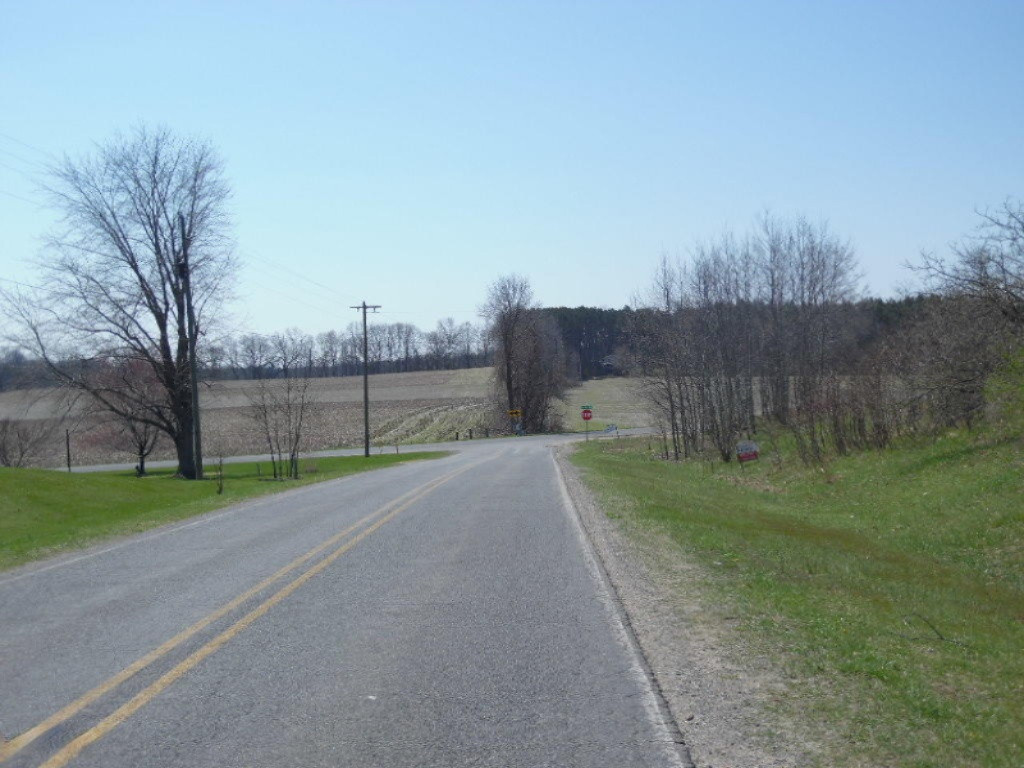 6 Atwood Road Dowagiac, MI 49047 - Photo 16 of 16 SAM_1124