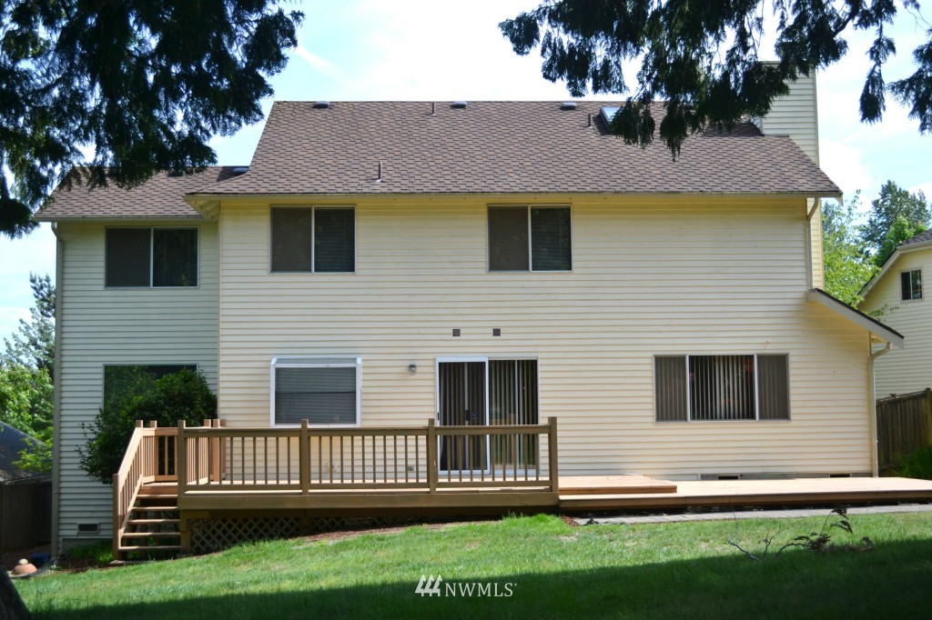 9126 Northeast 151st Street Bothell, WA 98011 - Photo 24 of 24 Gallery Image 24