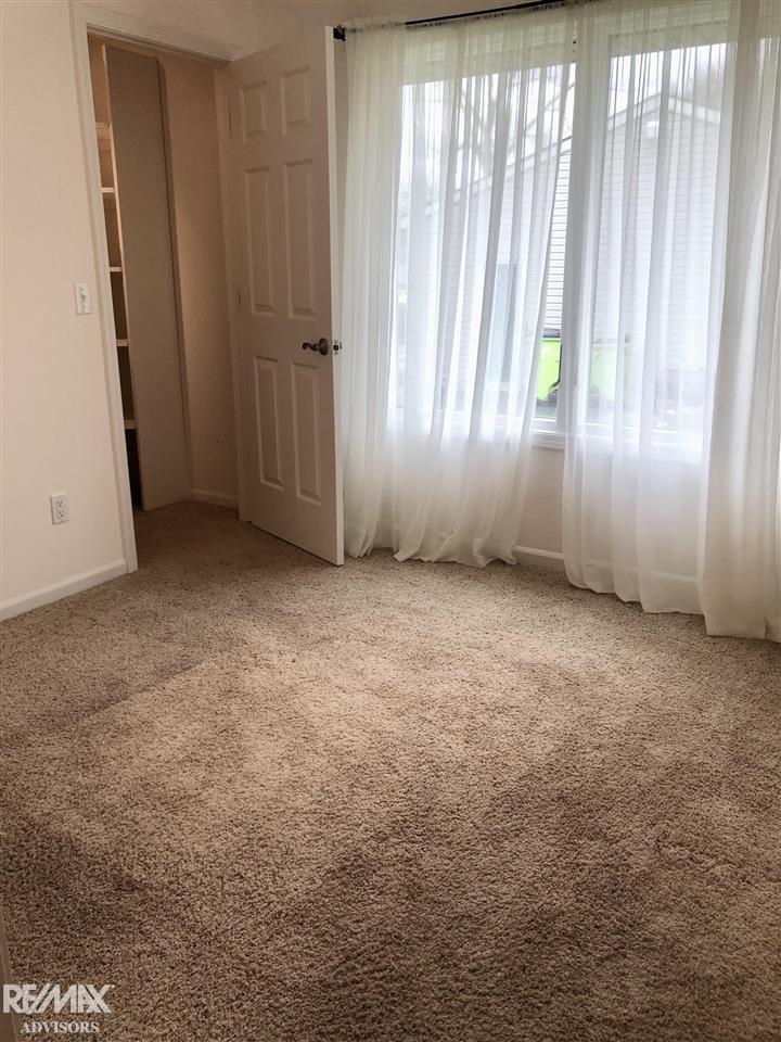 49651 Fuller Road New Baltimore, MI 48051 - Photo 35 of 58 50071873-34.JPG
