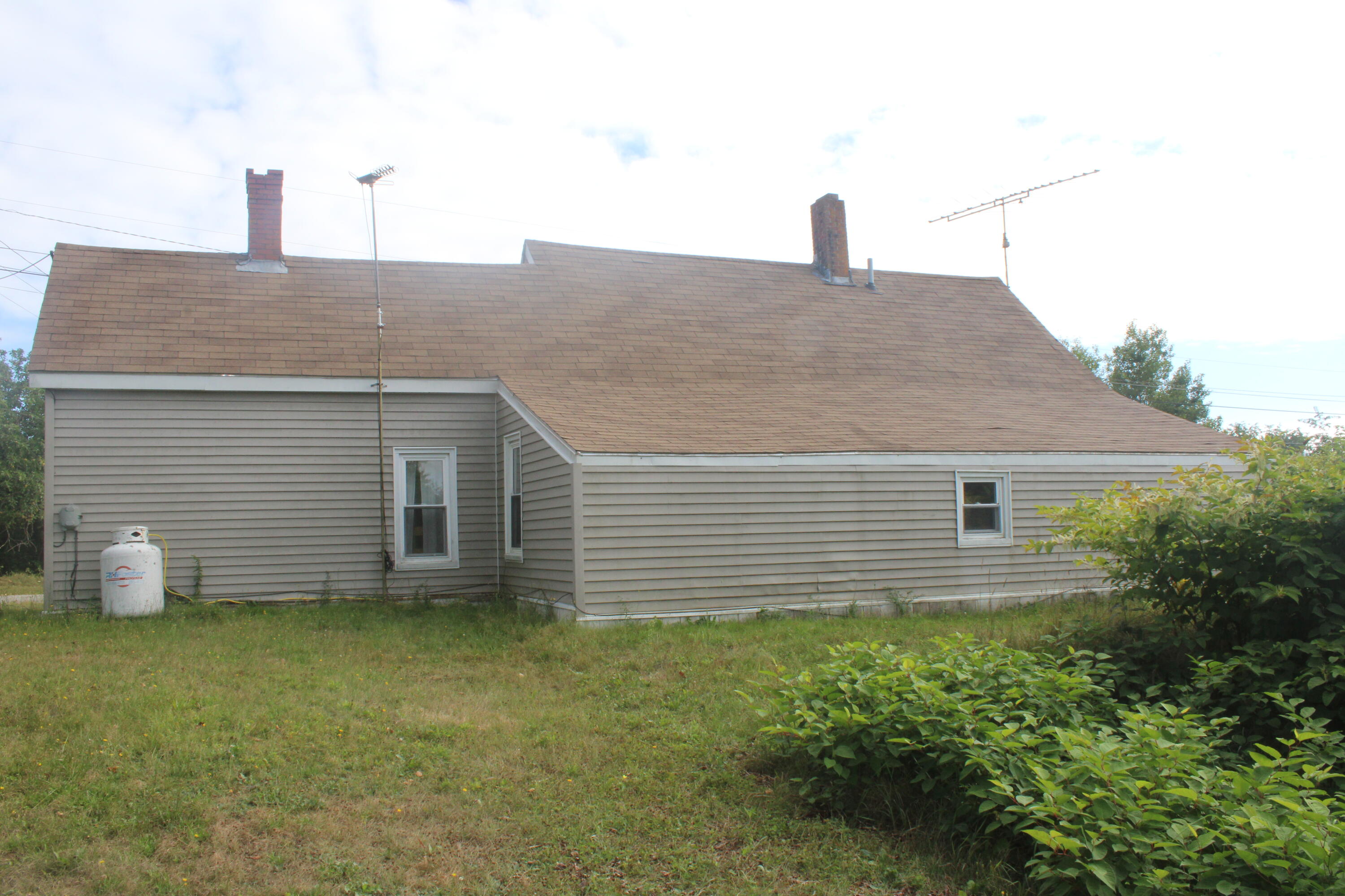 29 Davis Road Machias, ME 04654 - Photo 4 of 38 Back of House