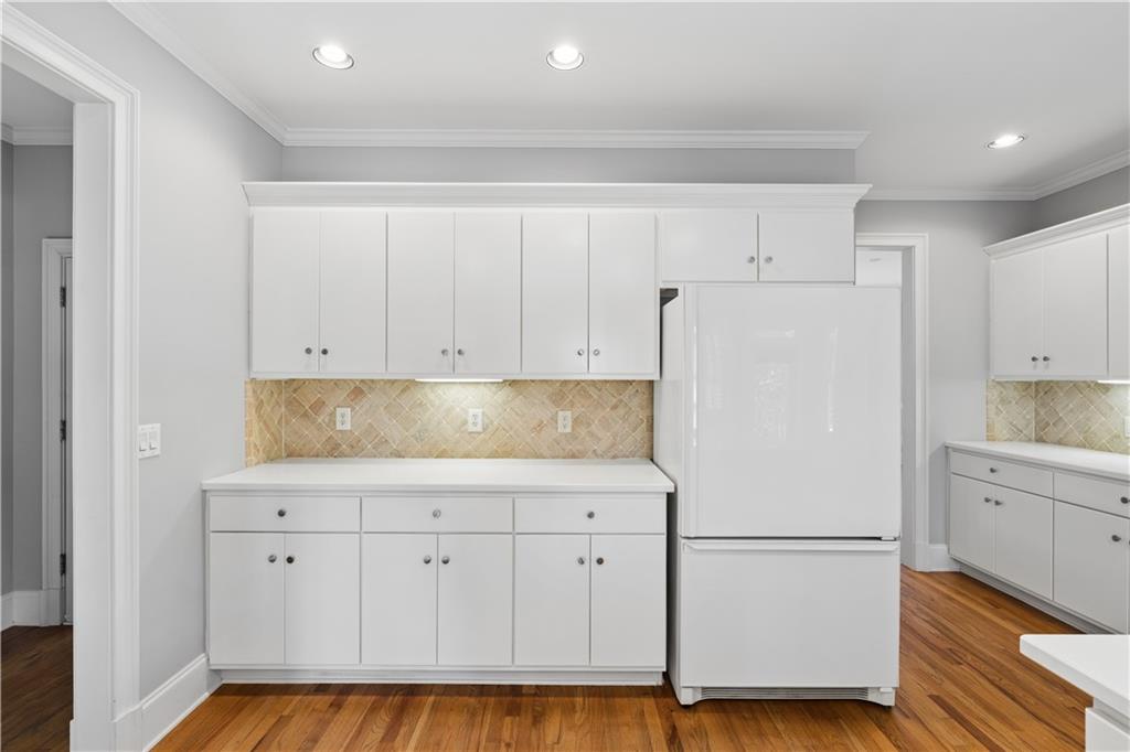 520 Redding View Court Northwest Sandy Springs, GA 30328 - Photo 11 of 27 a white refrigerator freezer sitting inside of a kitchen