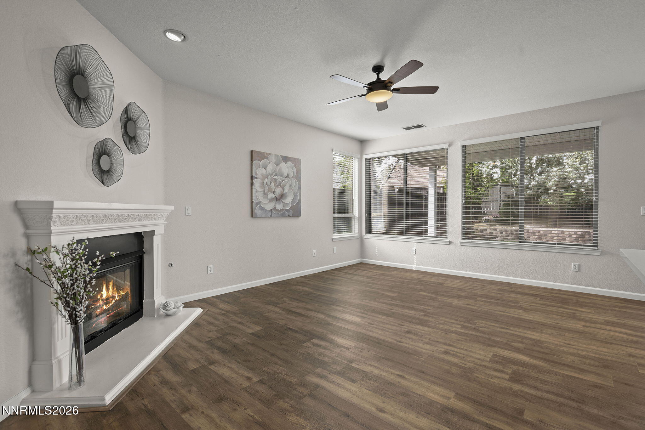 450 Roseben Court Reno, NV 89521 - Photo 11 of 40 11-web-or-mls-_DSC0033